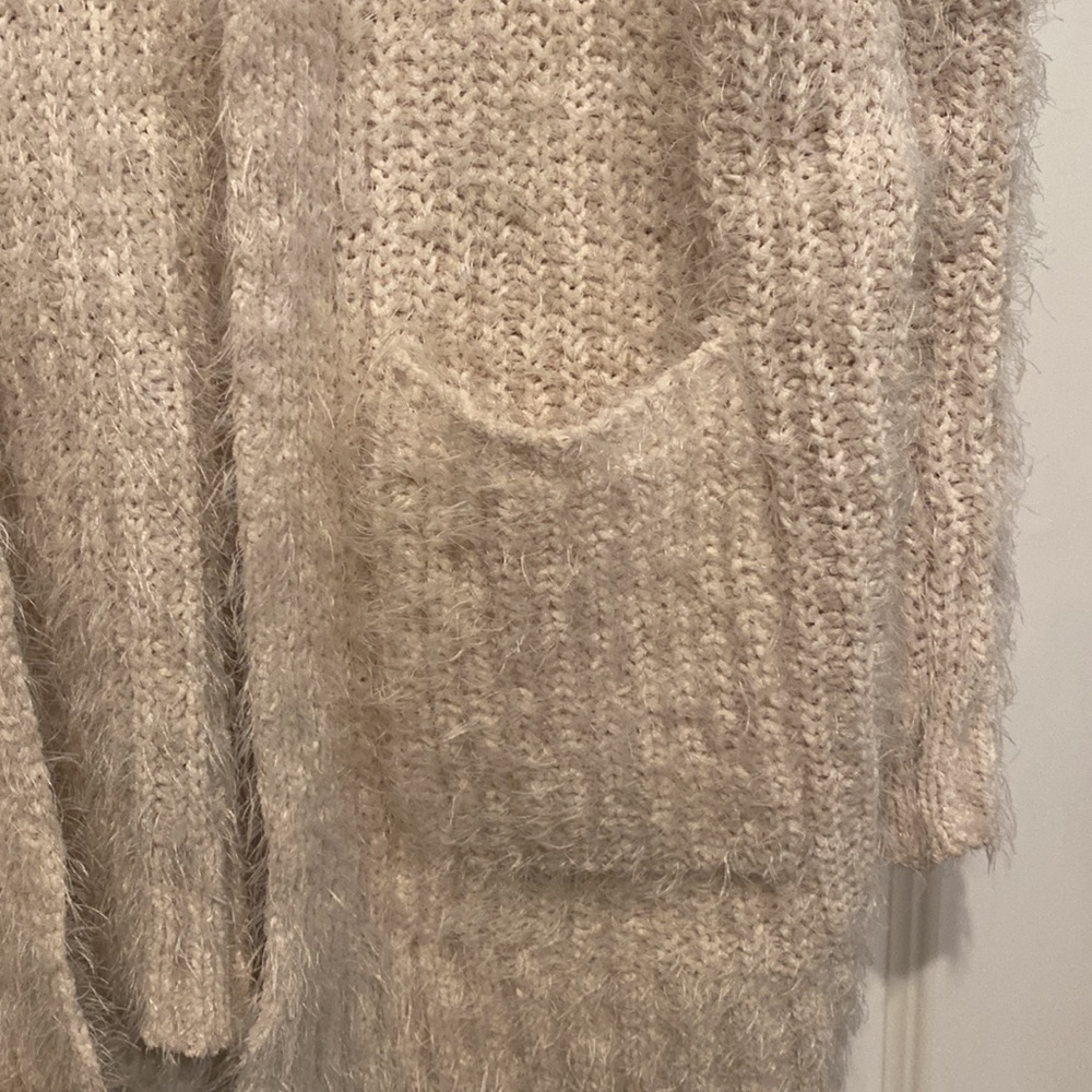 Cyrus Open Sweater With Pockets - Picture 2 of 5